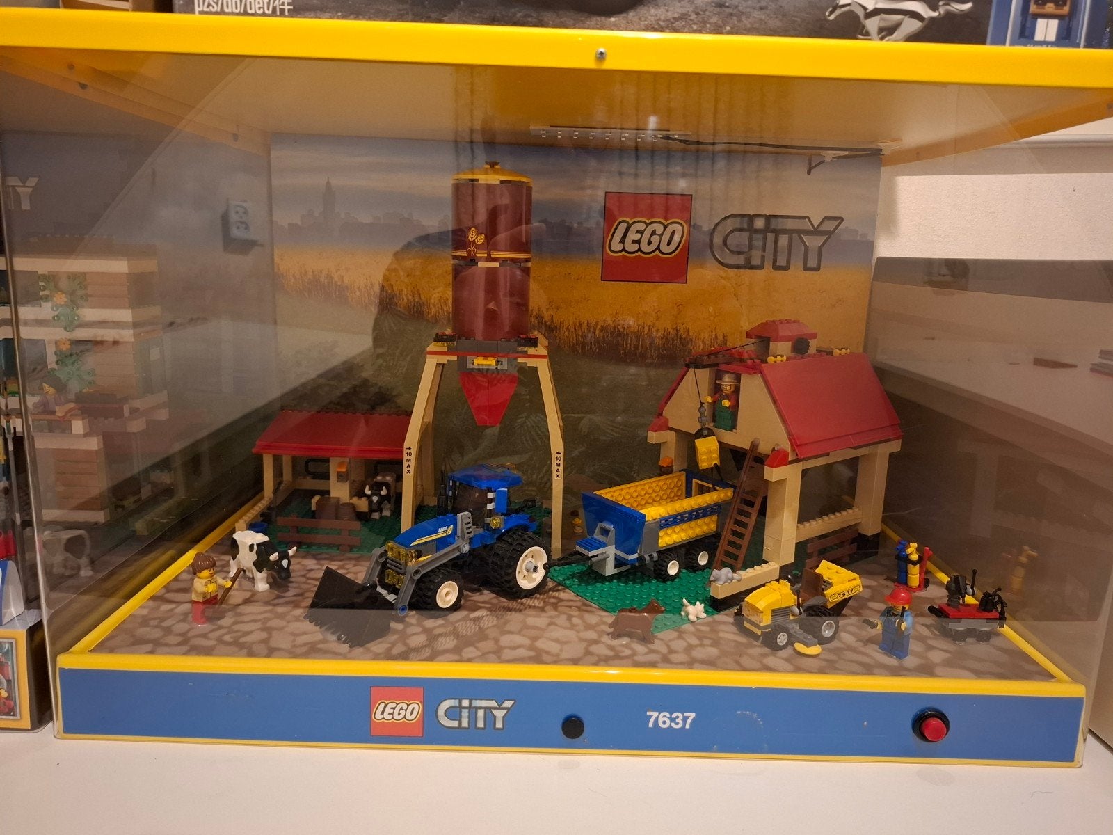 Lego City Boerderij Display Set 7637 - Zeldzaam, City, Ophalen of Verzenden, Zo goed als nieuw, Privacy.officer@lego.com