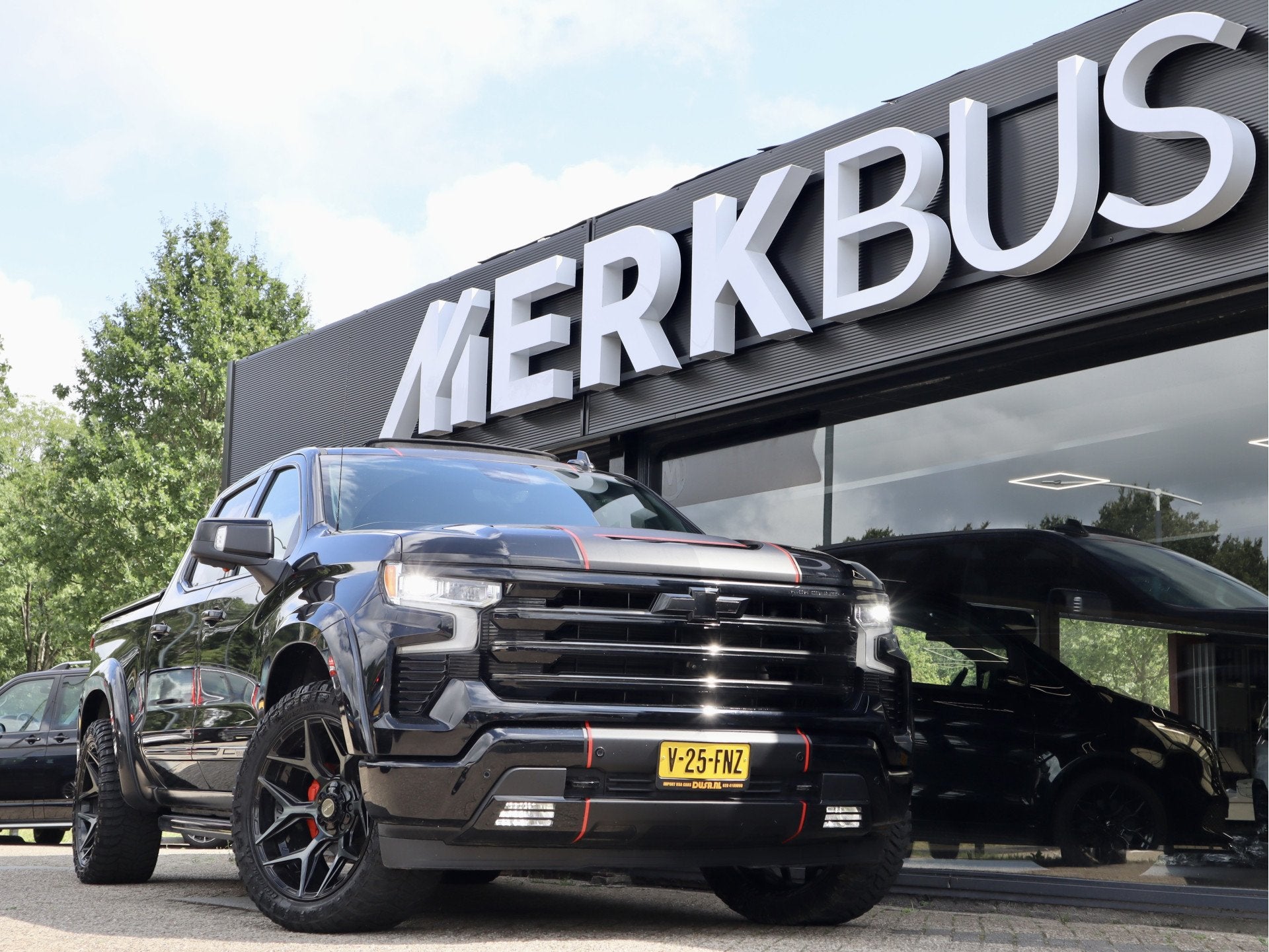 Chevrolet CHEVROLET SILVERADO HIGH COUNTRY FULL OPTIONS, Auto's, Automaat, Gebruikt, 426 pk, Zwart