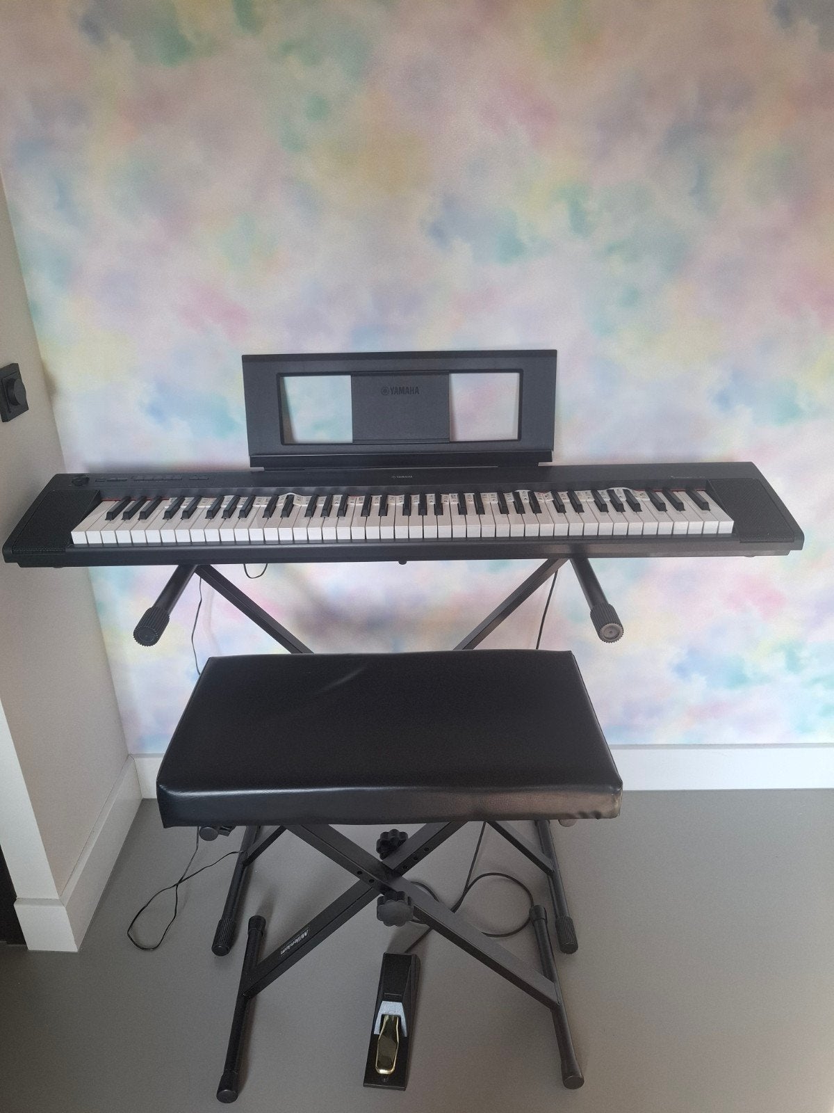 Yamaha NP-32 Piaggero zwart digitale piano met toebehorende, Muziek en Instrumenten, Keyboards, Ophalen, Zo goed als nieuw, 61 toetsen