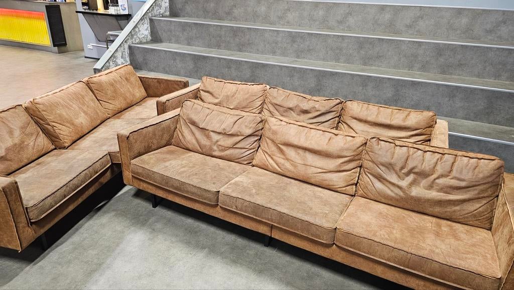 3 bruine banken voor loods, buurthuis of mancave, Ophalen, Gebruikt, Industrieel, robuust, Driepersoons