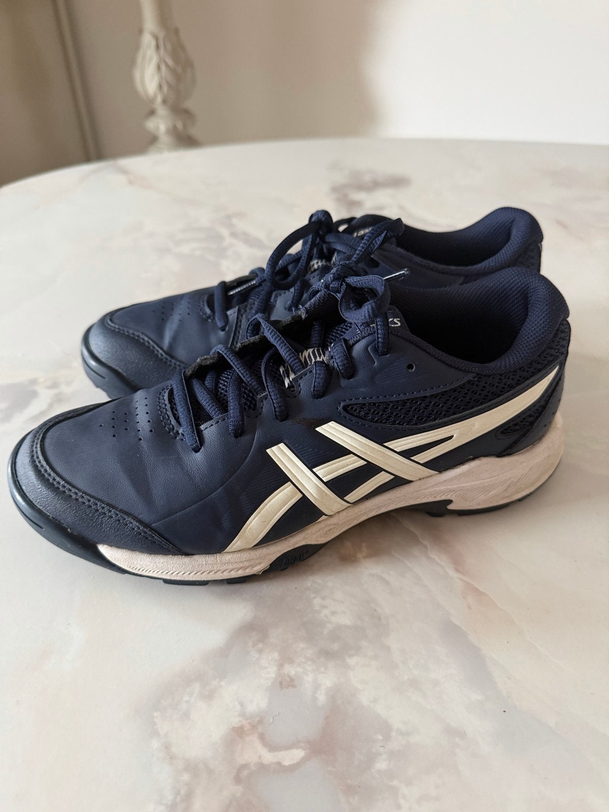 Asics buiten veld sportschoenen maat 39 - donkerblauw, Ophalen of Verzenden, Gebruikt