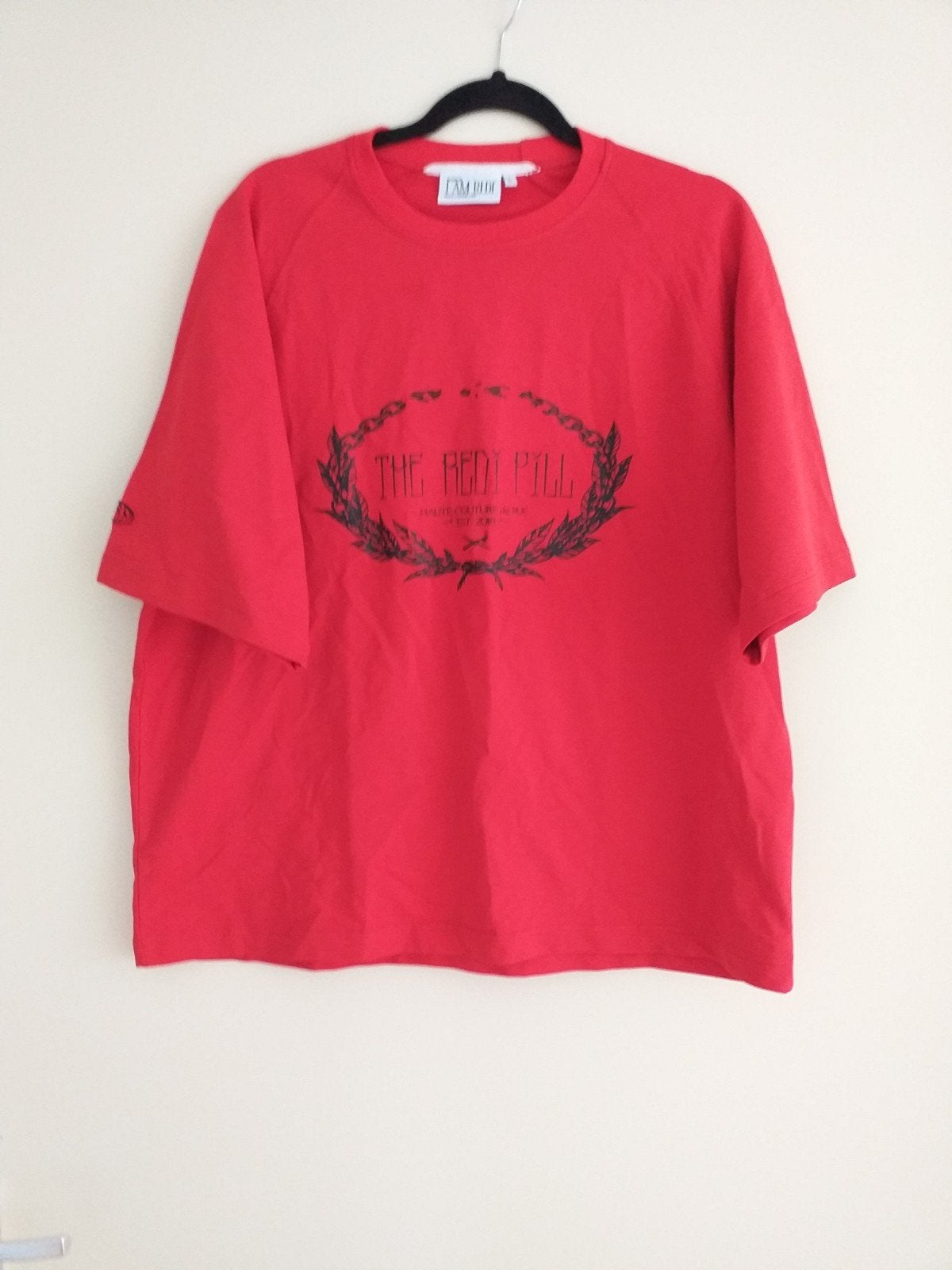 I AM REDI "The Red Pill" T-shirt - Maat L, Kleding | Dames, I AM REDI, Maat 42/44 (L), Ophalen of Verzenden, Korte mouw