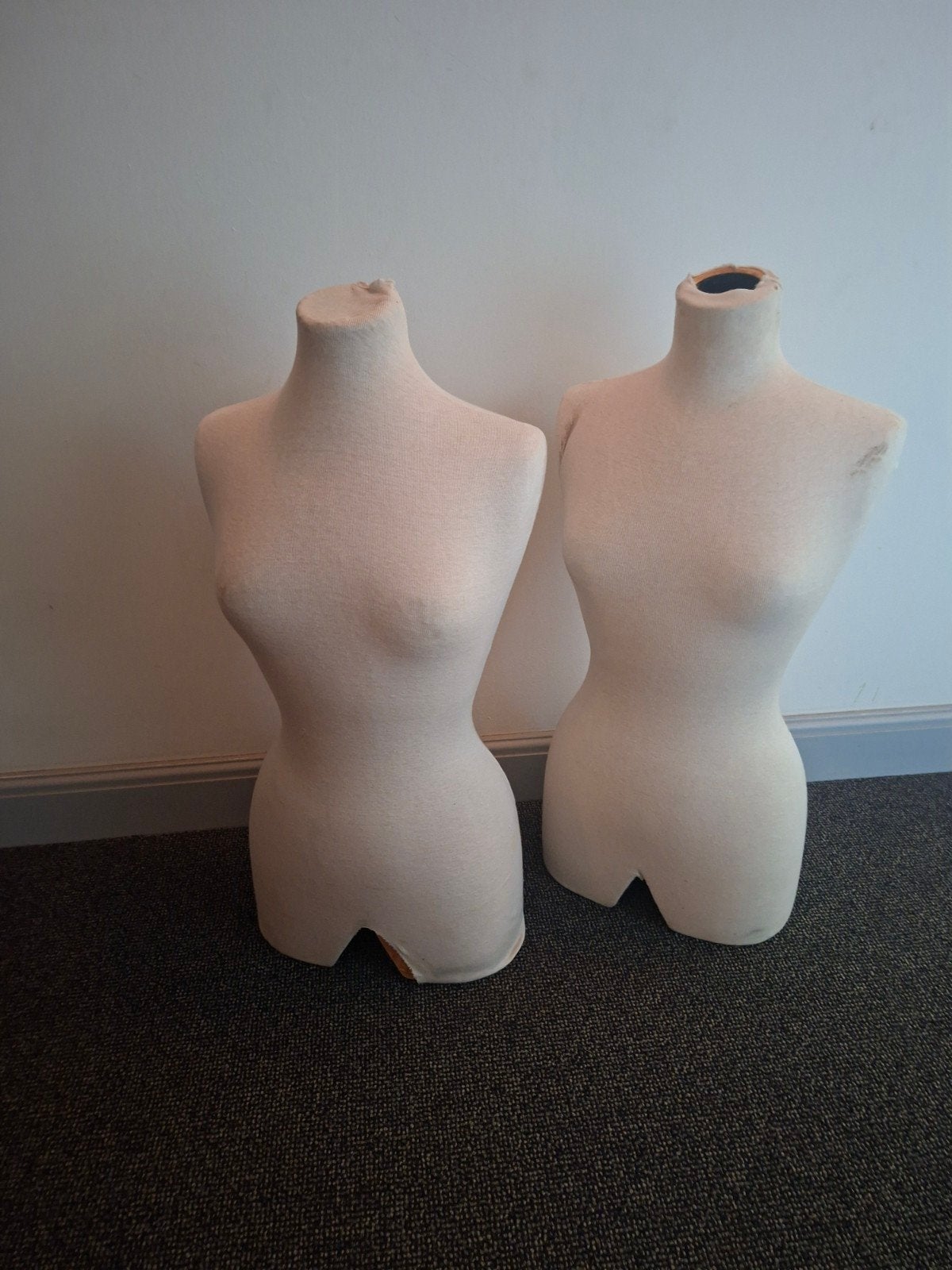 Piepschuim torso met stof beige dames 3 stuks, Ophalen, Gebruikt, Paspop