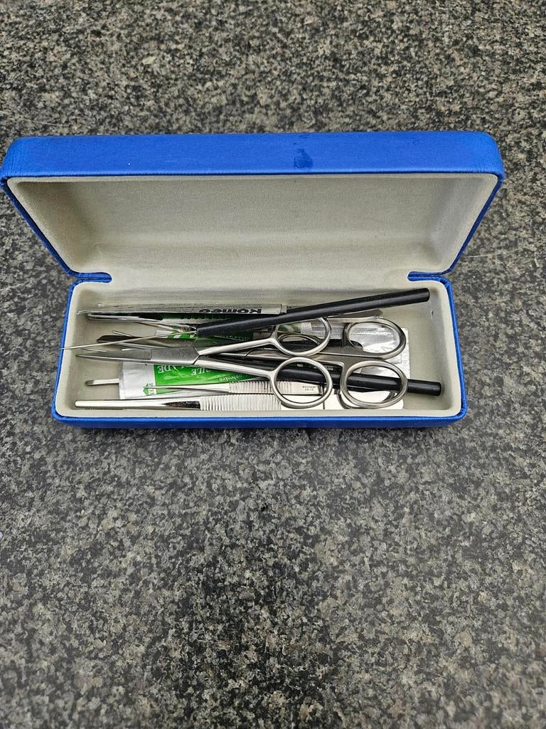 Uvex Nieuwe Snijset in Blauwe etui, Ophalen of Verzenden, Nieuw