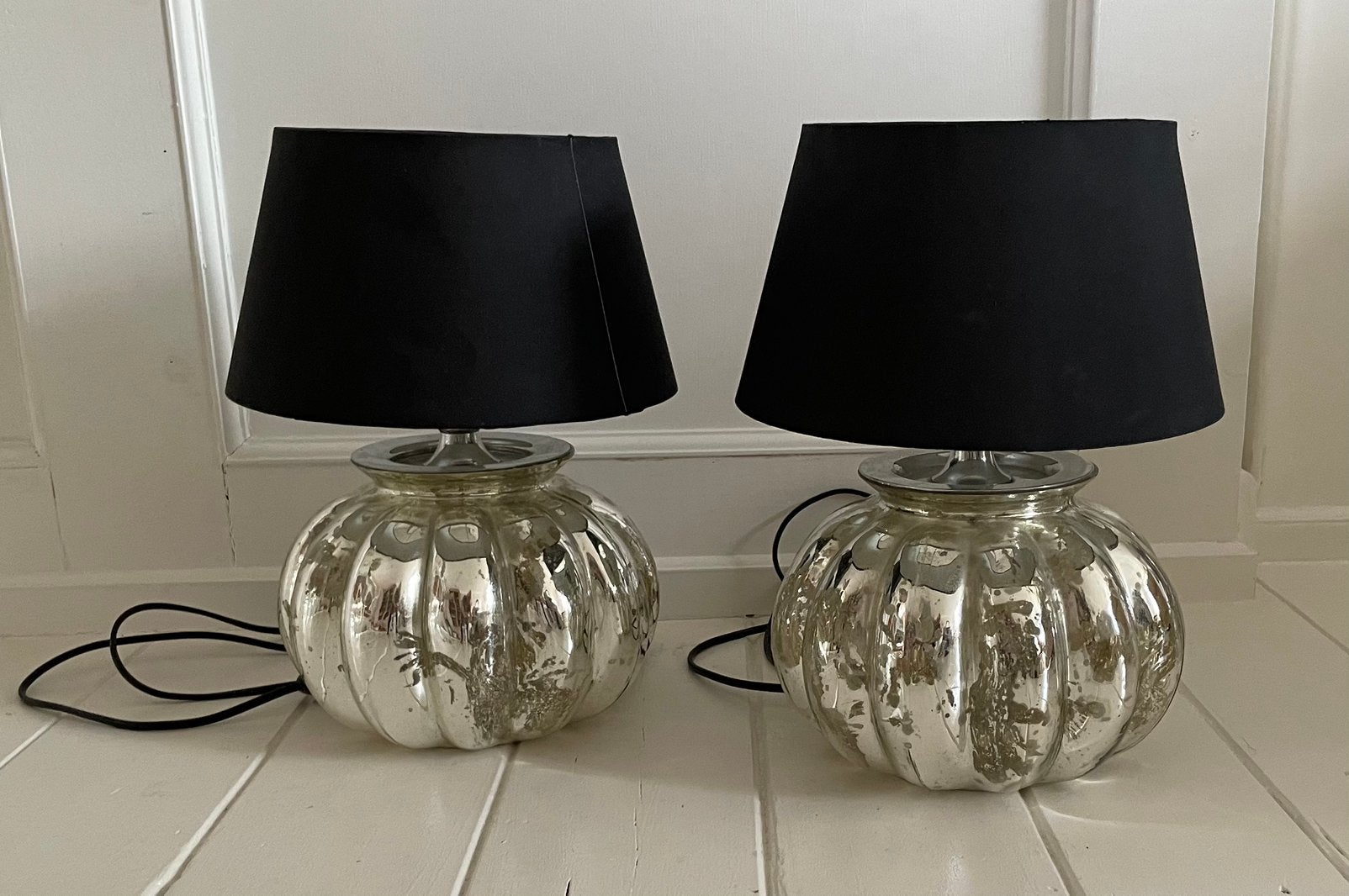 2 armeluis zilveren lampen met zwarte kap, Ophalen, Zo goed als nieuw