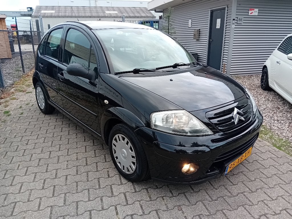 Citroën C3 1.4 I 2007 Zwart 157 DKM!! AIRCO!! TREKHAAK!!, Voorwielaandrijving, 1160 kg, 989 kg, Sound system