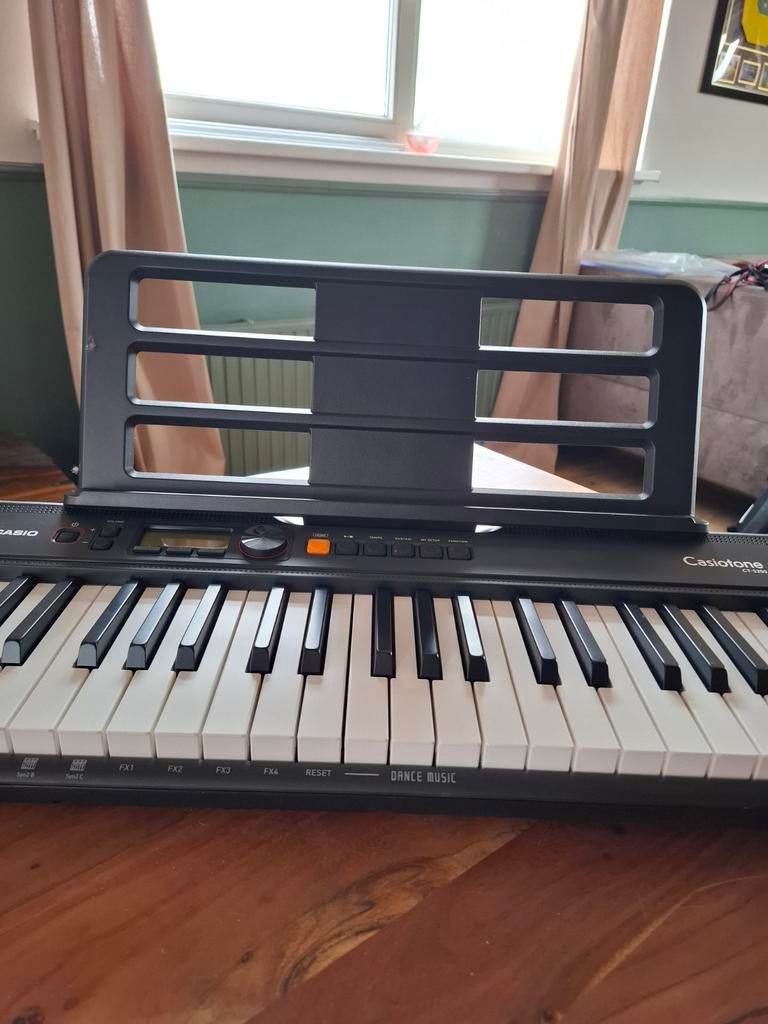 Casio Casiotone CT-S200 keyboard – 61 toetsen – incl. houder, Ophalen of Verzenden, 61 toetsen, Casio