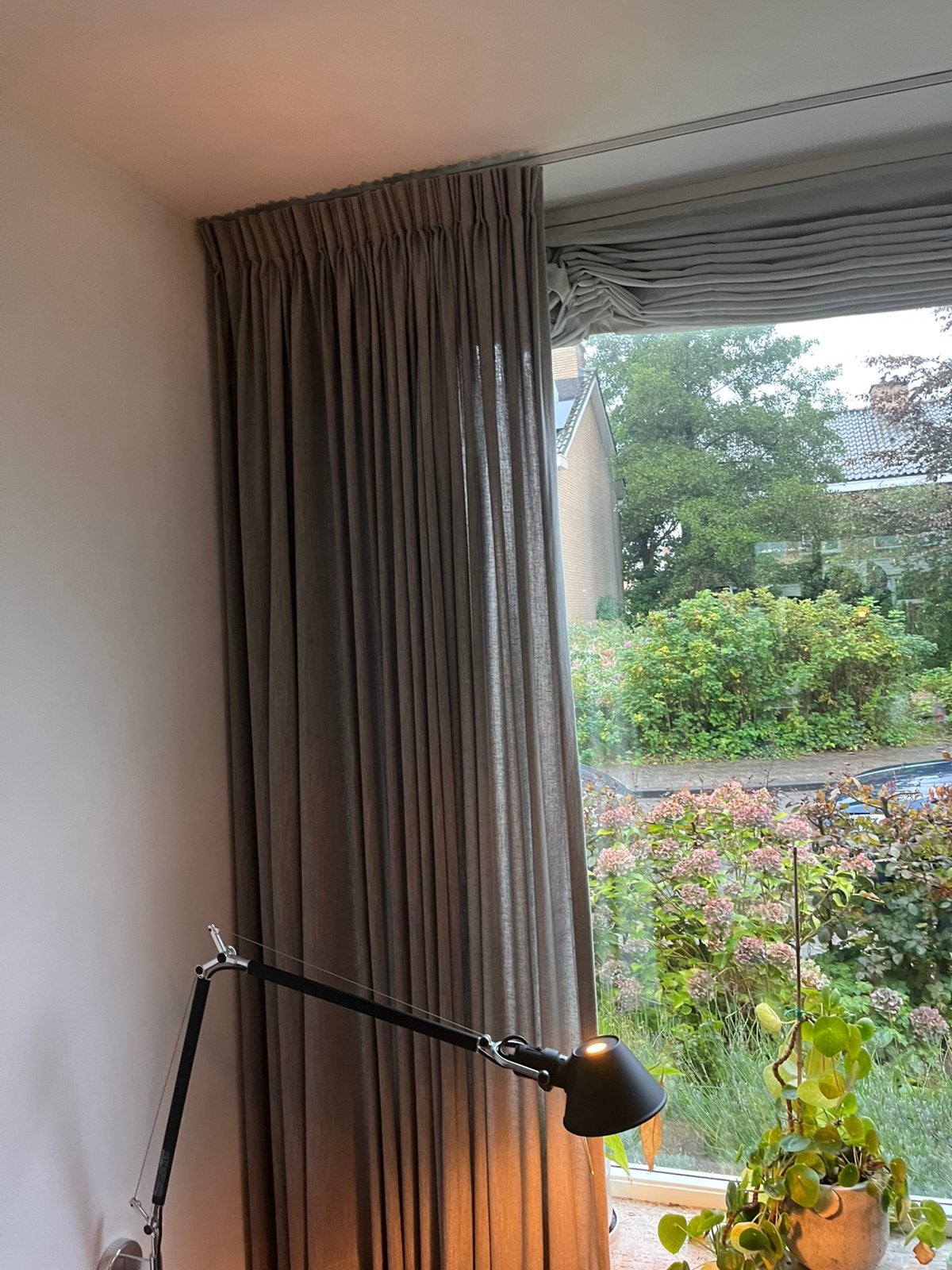 5 gordijnen hema kwaliteit., 263 cm, Gebruikt, In te korten, Grijs