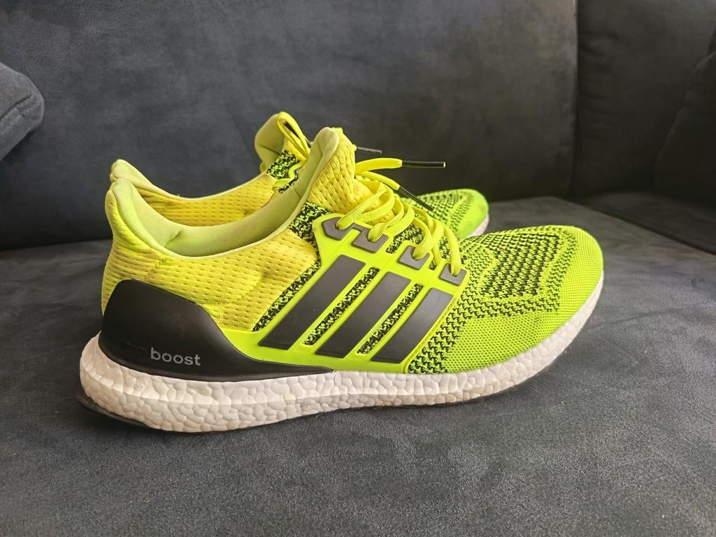 Adidas Ultraboost hardloopschoenen - Maat 47 1/3, Ophalen of Verzenden, Zo goed als nieuw, Hardloopschoenen, Adidas