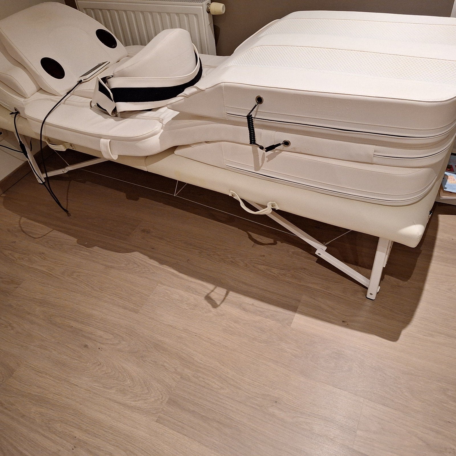 HHP andumedic 3 proffesioneel, Ophalen, Zo goed als nieuw, Massagetafel
