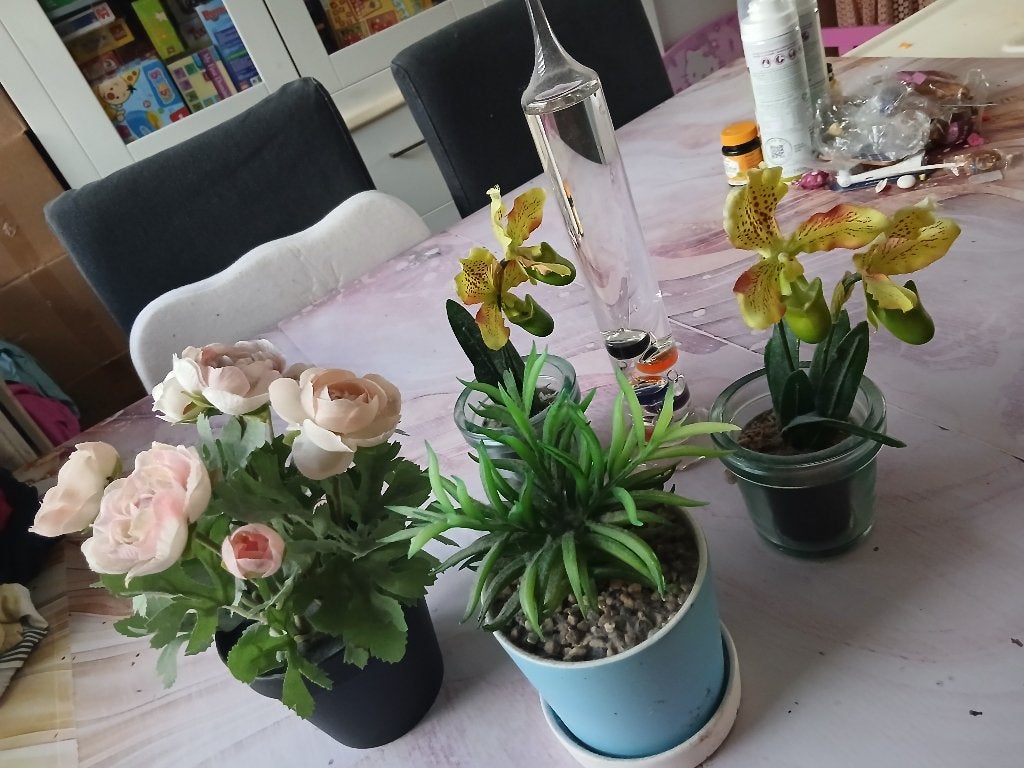 Kunstplanten nep bkoemen rozen vazen potten decoratie, Kunstplant, Ophalen of Verzenden, Zo goed als nieuw, Kunststof
