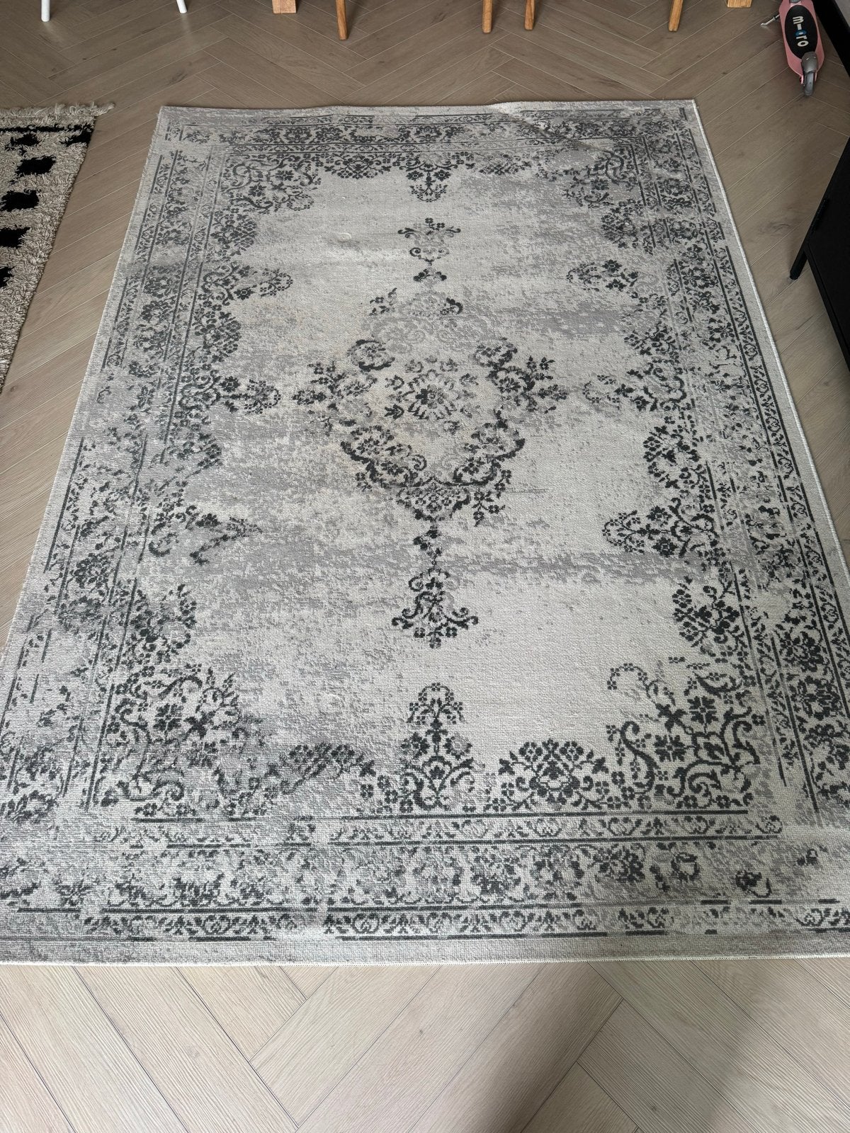 Benuta Vloerkleed Antique Lichtgrijs/Crème 160x230cm, Ophalen, 150 tot 200 cm, 200 cm of meer, Zo goed als nieuw