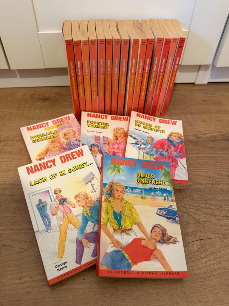Grote collectie Nancy Drew boeken (20 delig), Ophalen, Gelezen, Fictie
