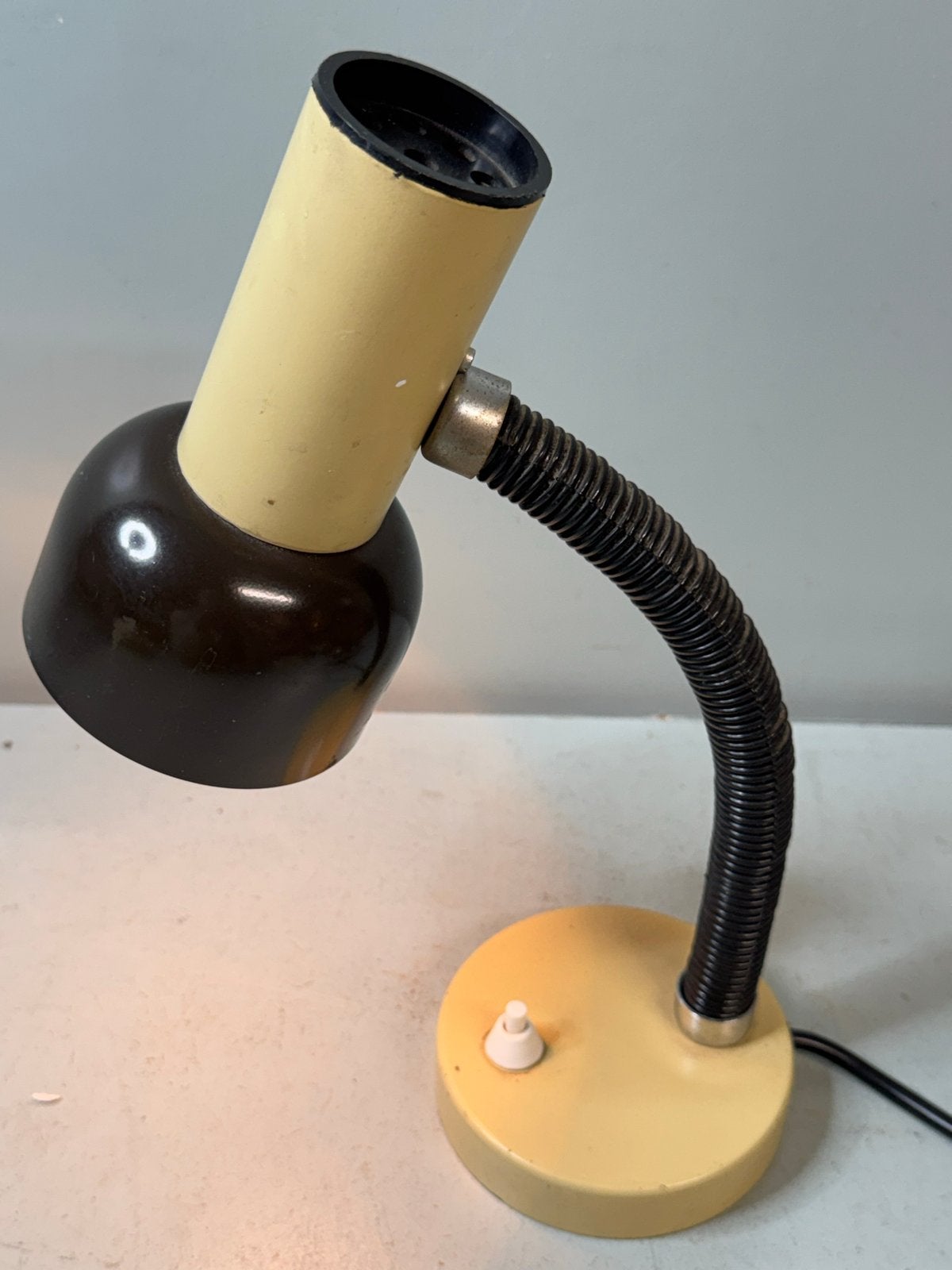 Vintage bureaulamp met flexibele arm, bruin/beige, Ophalen of Verzenden