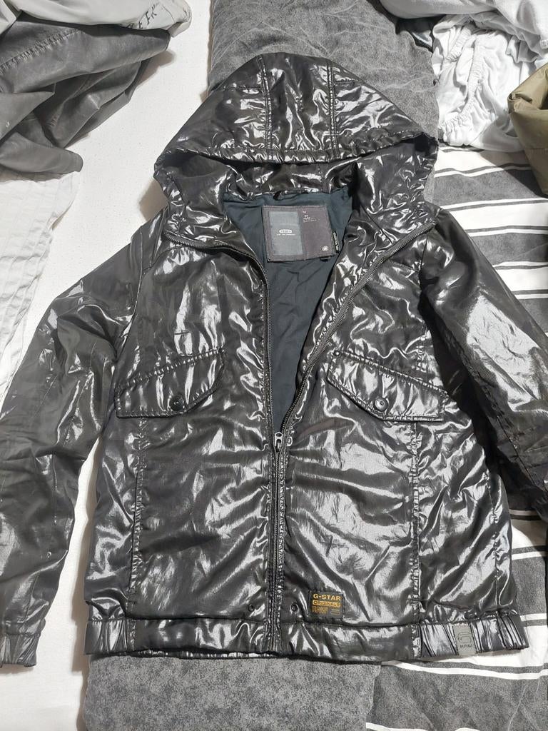 G-Star RAW Glanzend Zwart Jack met Capuchon maat M, Maat 48/50 (M), Zwart, Ophalen of Verzenden, Gedragen