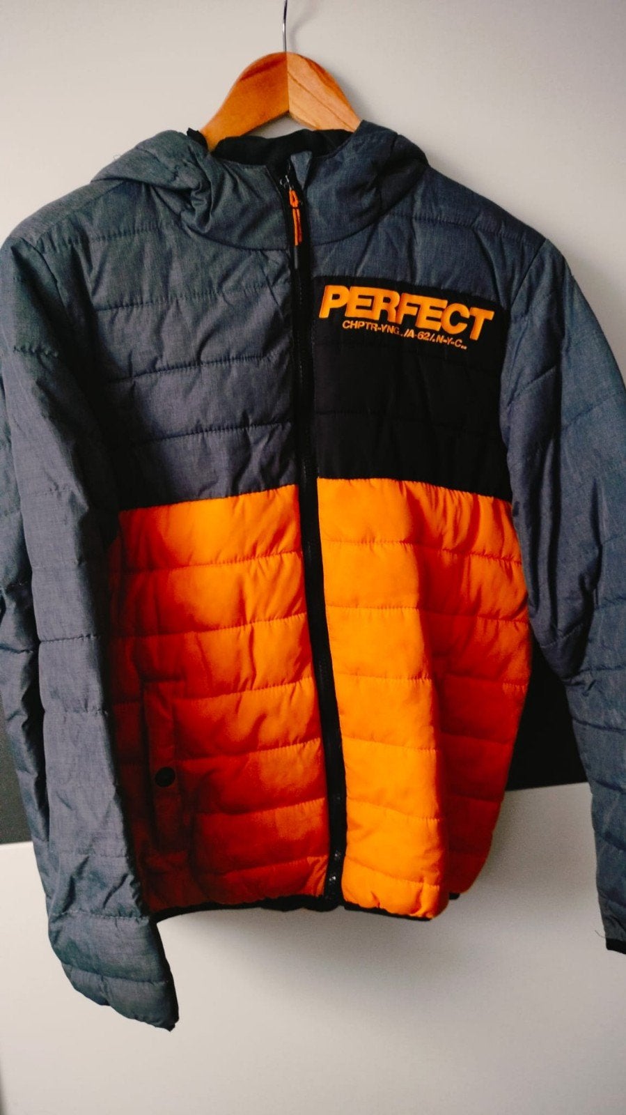 Perfect gewatteerde jas met capuchon - Grijs/Oranje, Ophalen of Verzenden, Jas