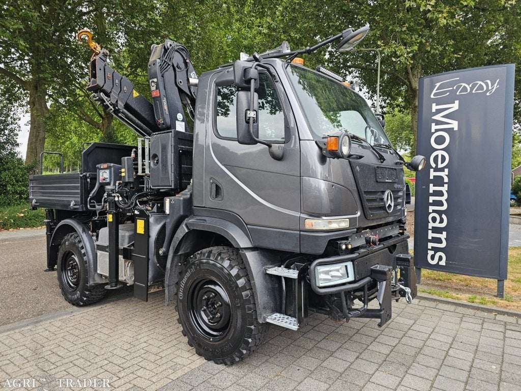 Unmig U20 Met Kraan, Auto's, Vrachtwagens, Euro 5, 150 pk, Mercedes-Benz, Bedrijf