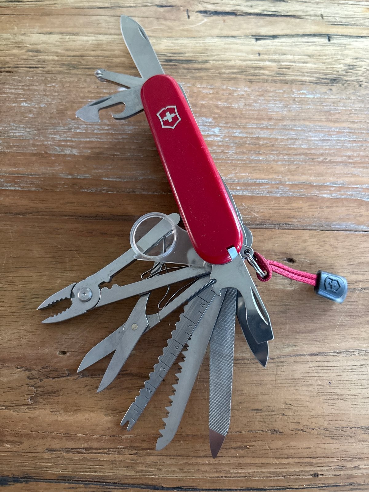 Victorinox Swiss Champ Zakmes - Rood, Ophalen of Verzenden, Gebruikt