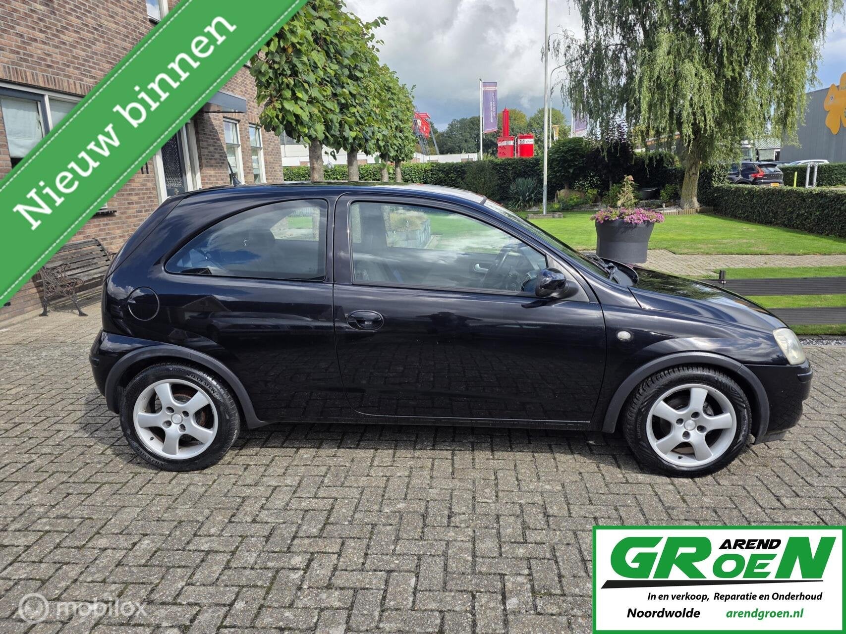 Opel Corsa 1.2-16V Full Rhythm apk sept 2027, Voorwielaandrijving, 450 kg, Gebruikt, 31 €/maand