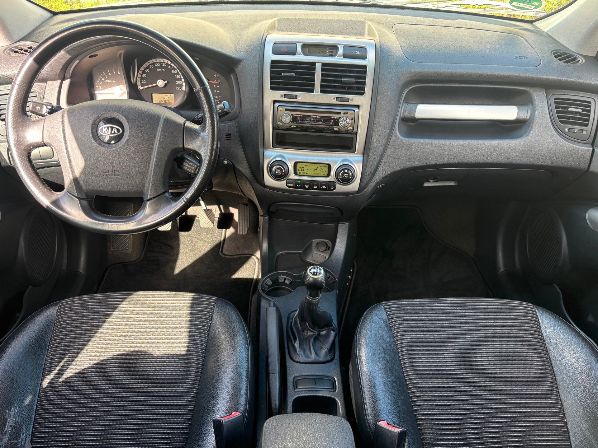 Kia Sportage 2.0 CVVT Executive | Nieuwe Accu | Airco | Lede, Auto's, 1442 kg, Gebruikt, Origineel Nederlands, Handgeschakeld