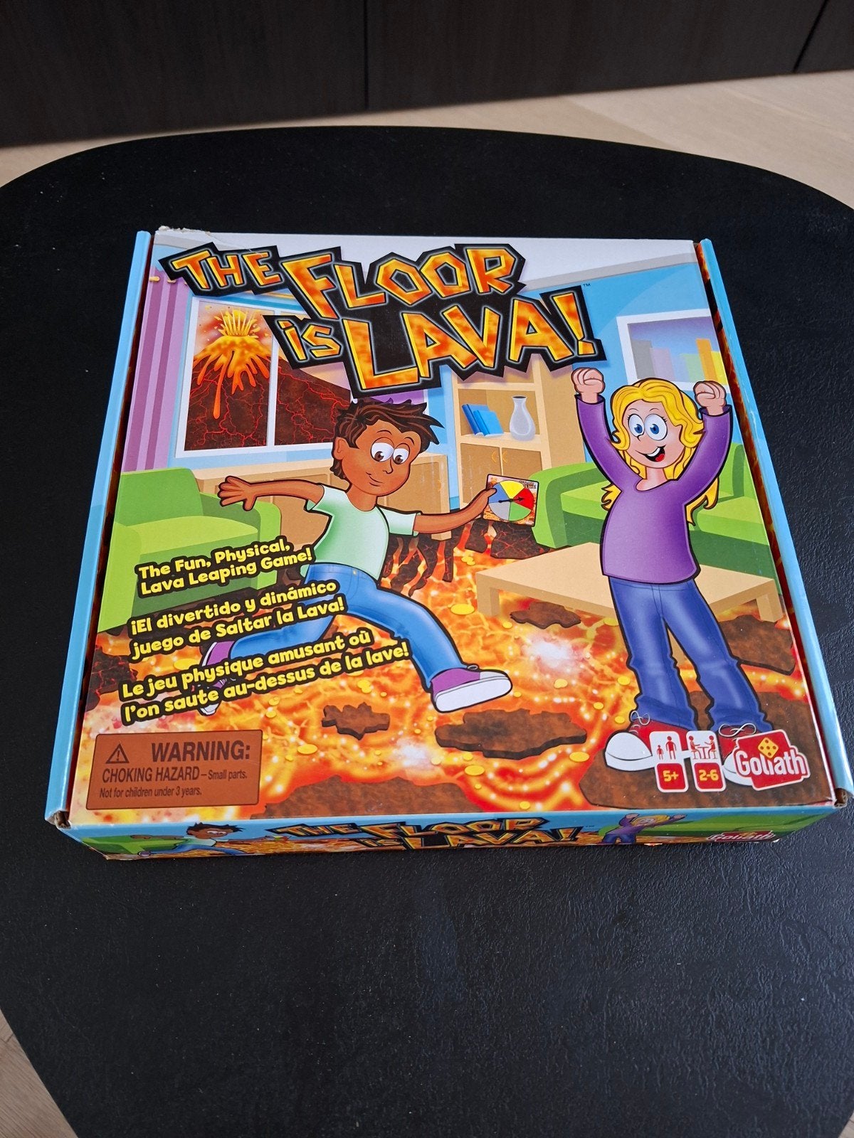 The Floor is Lava! - Leuk en actief gezelschapsspel, Een of twee spelers, Ophalen, Gebruikt, Goliath
