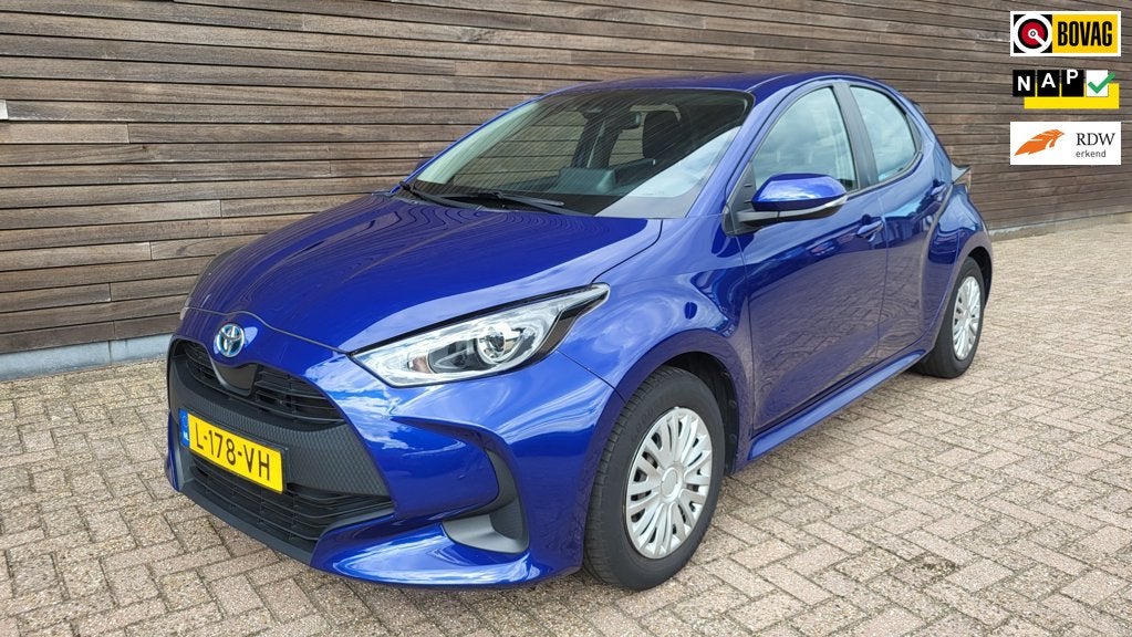 Toyota Yaris 1.5 Hybrid Active, Gebruikt, Euro 6, Blauw, 450 kg