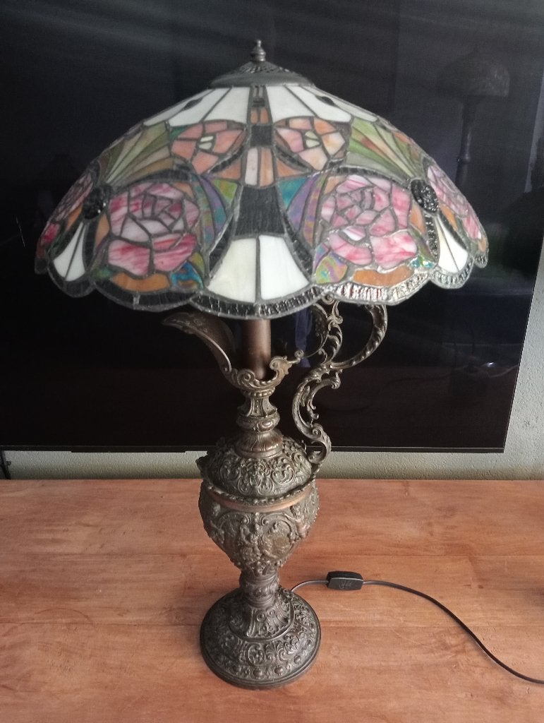 Tiffany tafellamp antieke bronzen vaas, Ophalen, Tiffany lamp