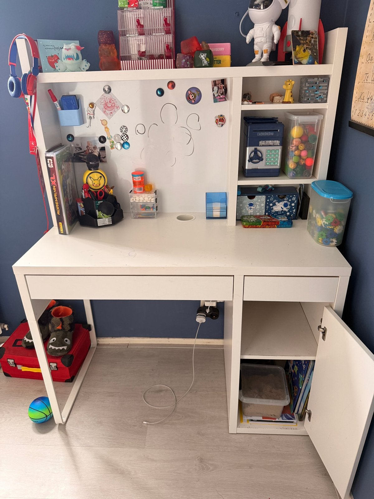 Ikea Micke kinder bureau, Ophalen, Gebruikt