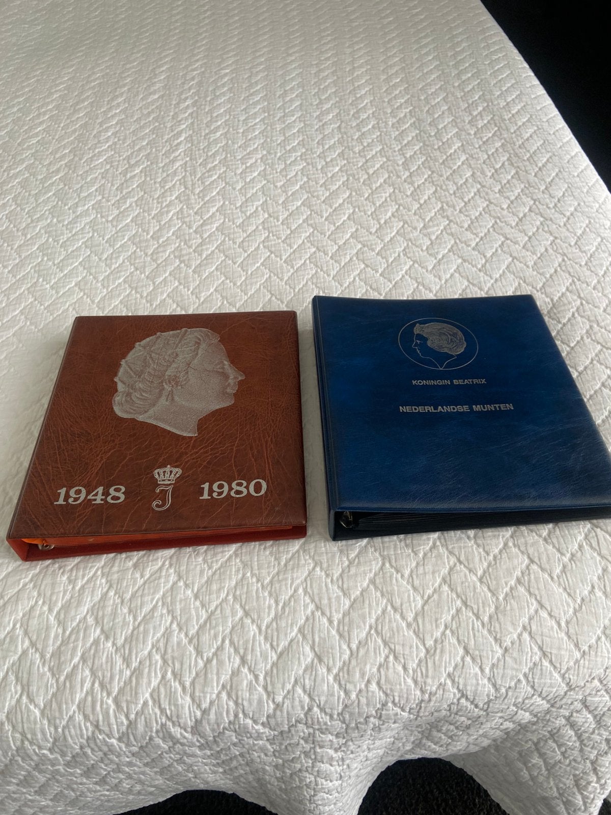 Compleet album van Juliana en Beatrix., Ophalen, Nederland, Munten