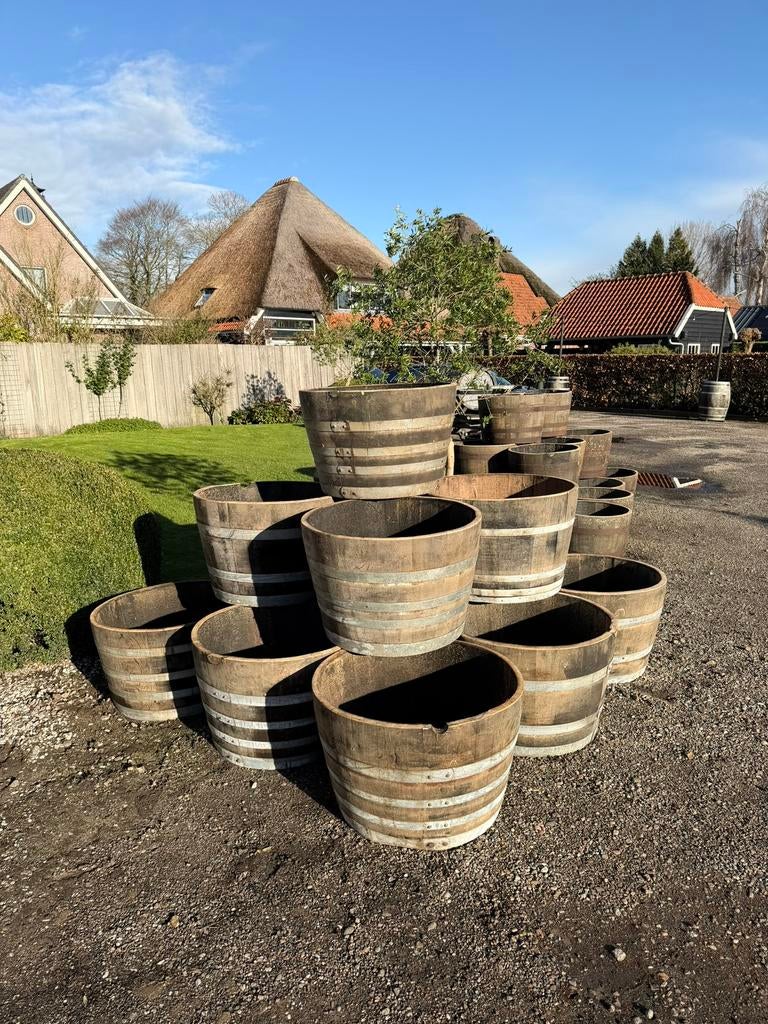 Bloembak | grote ronde Plantenbak | halve ton olijfboom vat, Tuin en Terras, Ophalen, Rond, Balkon, Hout