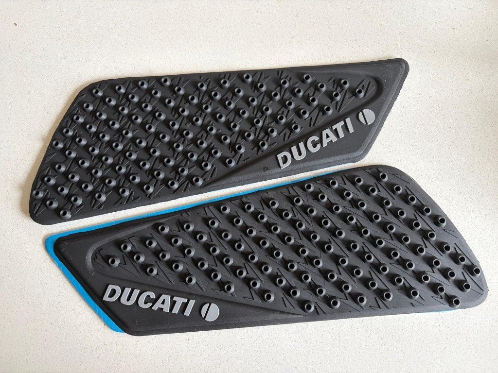 Ducati tankgrip tankpads voor 848 1098 en 1198, Motoren, Ophalen of Verzenden, Nieuw
