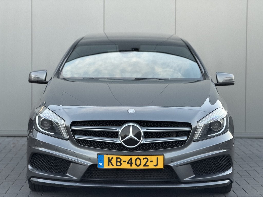 Mercedes-Benz A-Klasse 200 AMG | Panorama | Harman & Kardon, Gebruikt, 1595 cc, Bedrijf, Bi-Xenon koplampen