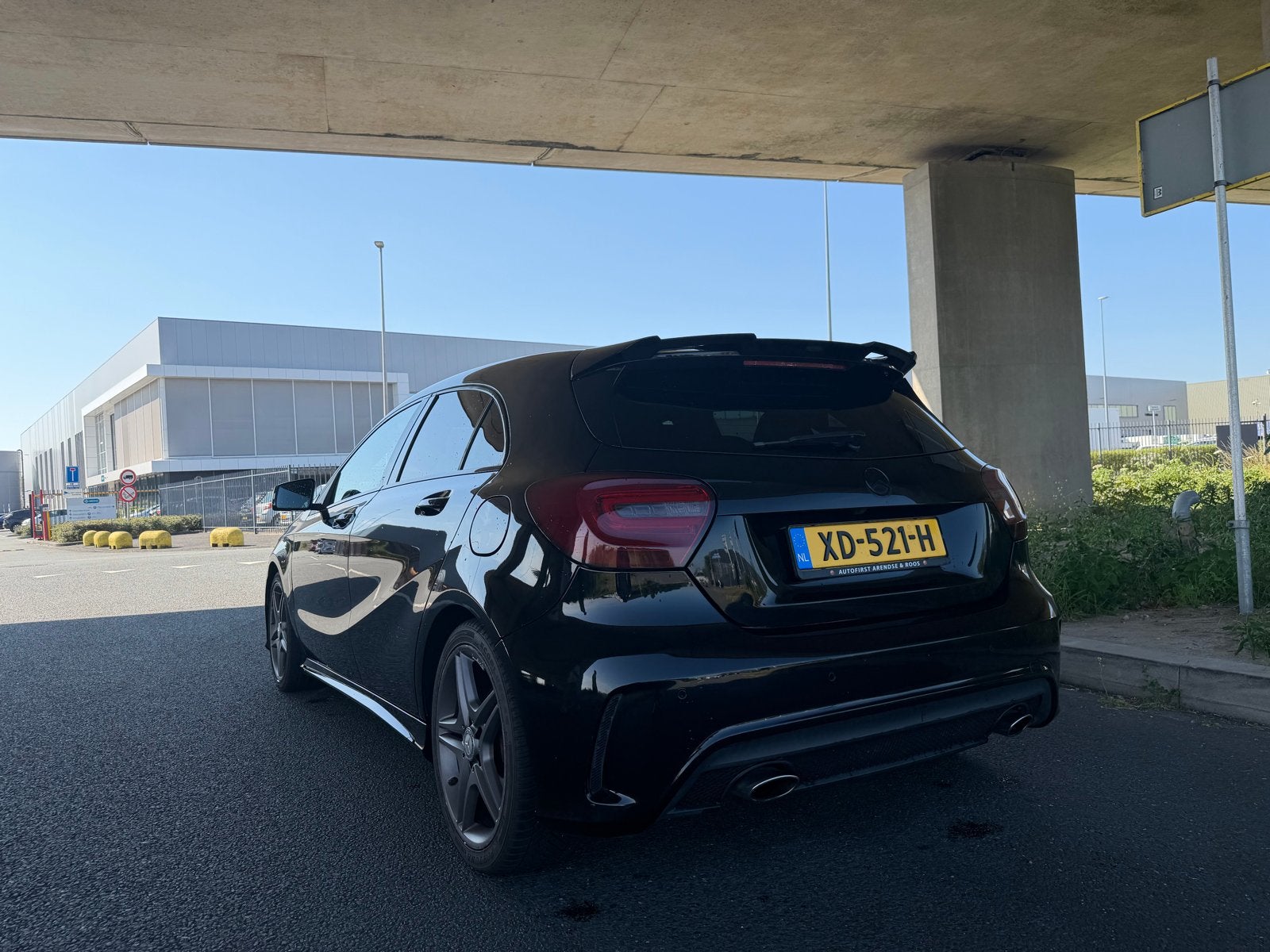 Mercedes-Benz A200 Prestige, AMG pakket, 2014, Zwart, Auto's, Voorwielaandrijving, Zwart, 1595 cc, Handgeschakeld