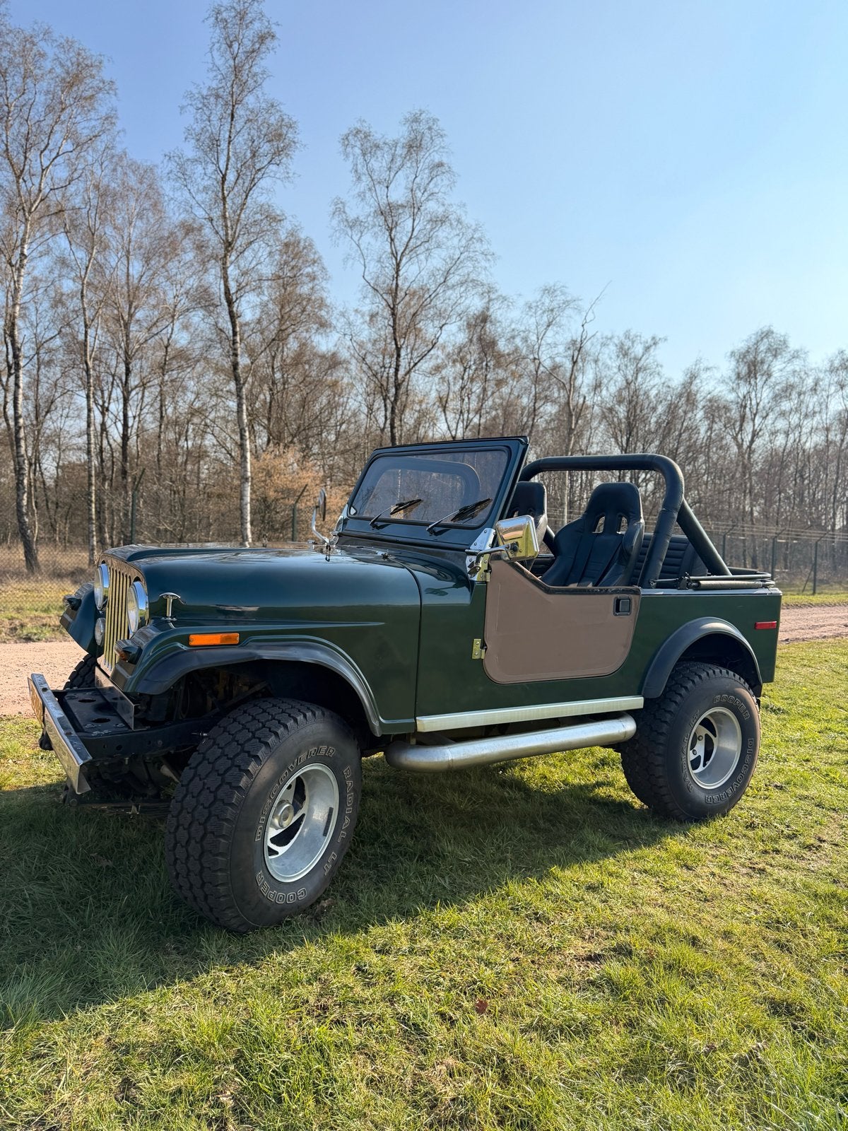Jeeps CJ7 Groen en Paars, foto 12