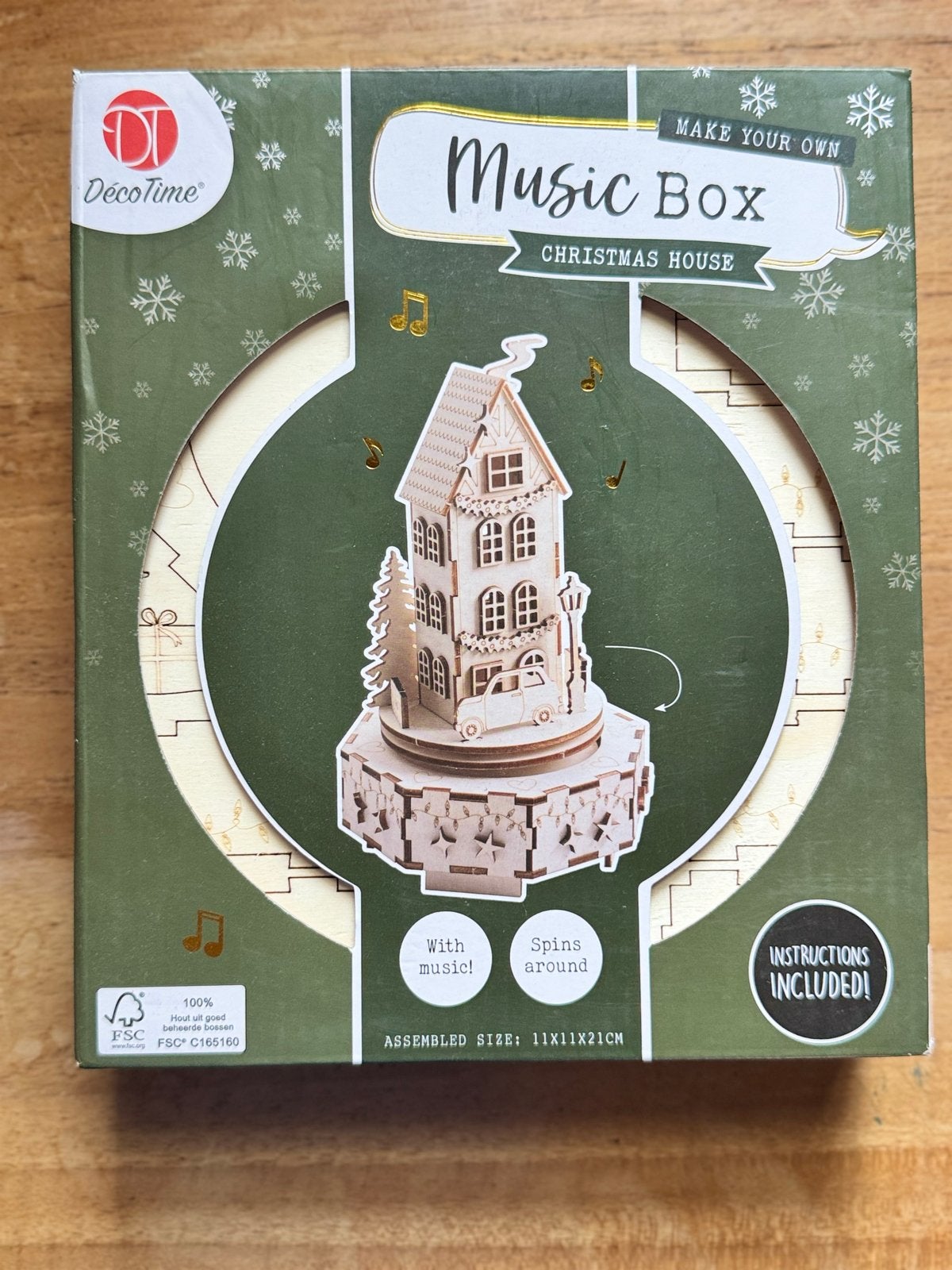 DecoTime Muziekdoos Kersthuisje Knutselset, Nieuw, Meerkleurig, Overige merken, Knutselset