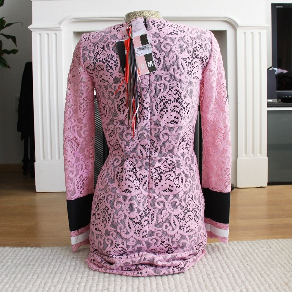 Zeer Mooie MSGM Jurk (Maat 38) € 175,-, Kleding | Dames, Maat 38/40 (M), Ophalen of Verzenden, Zo goed als nieuw, Roze