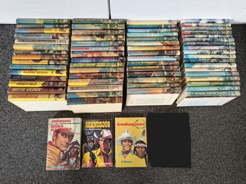 * Nowee – Arendsoog complete set 63 + 3 boeken *, Ophalen of Verzenden, Gelezen, J. Nowee