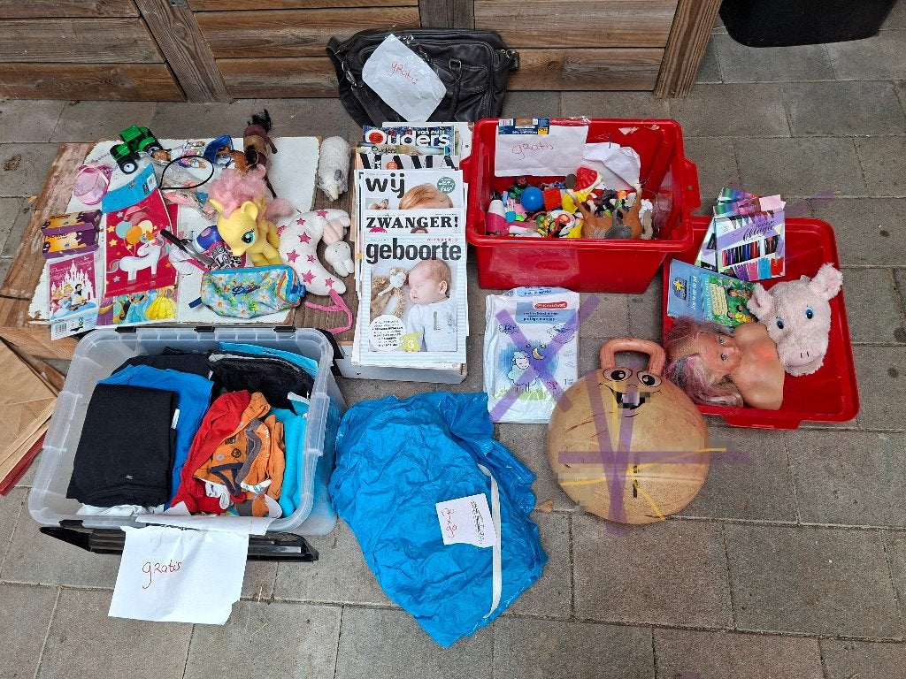 Gratis artikelen , baby , kinderkleren , speelgoed, Ophalen of Verzenden, Gebruikt