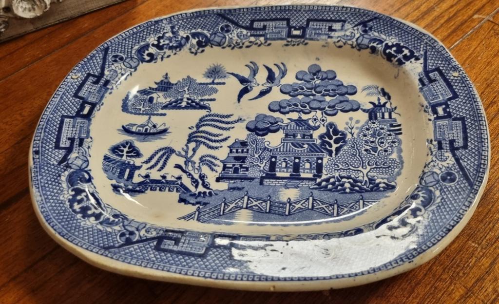 Antieke Blauw-Witte Ovale Schotel - Willow Patroon, Antiek en Kunst, Antiek | Servies los, Ophalen of Verzenden