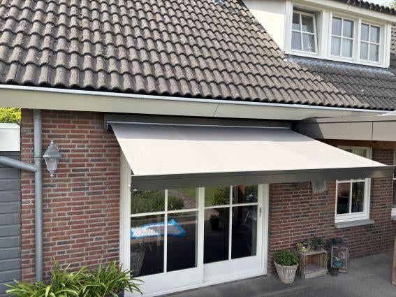 Zonnescherm Ambiance Flatline XL, Tuin en Terras, Zonneschermen, Ophalen, 150 tot 300 cm, 250 cm tot 450 cm, Knikarmscherm