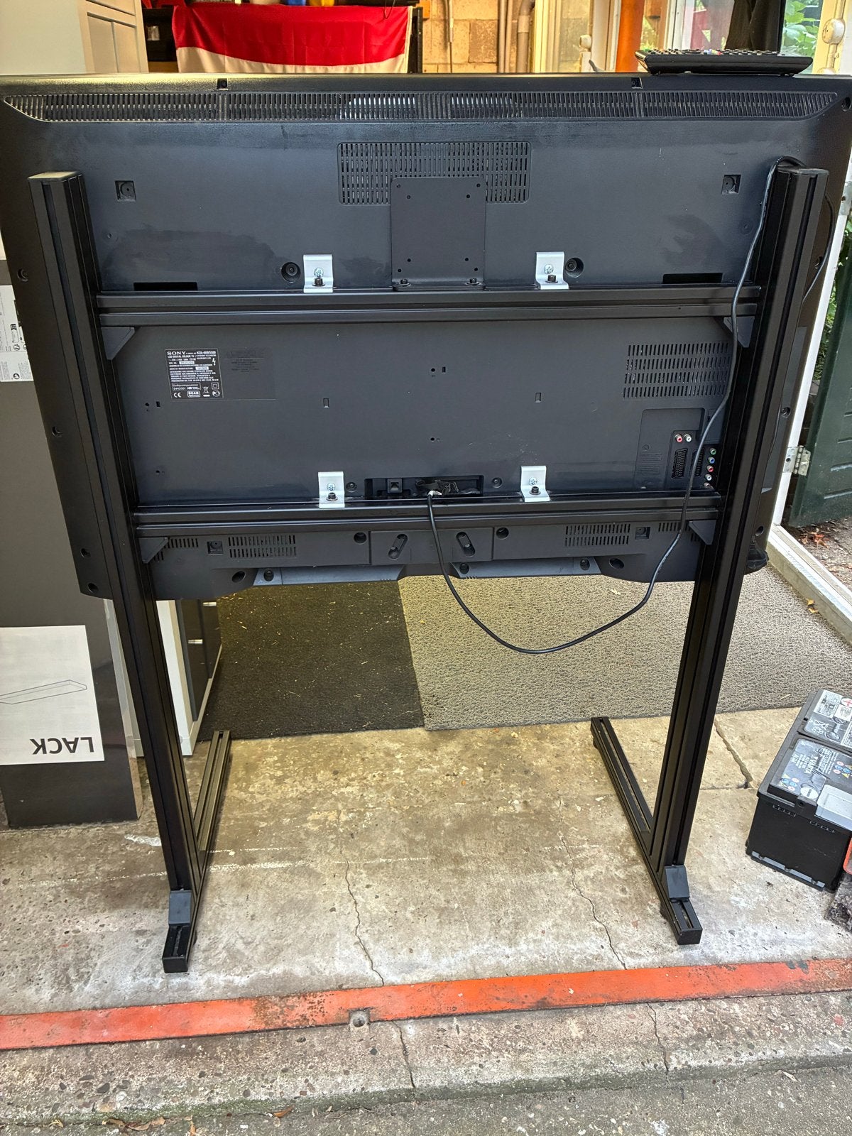 Simlab Single monitor/tv stand met Sony Bravia KDL-46W5500, Ophalen, Gebruikt