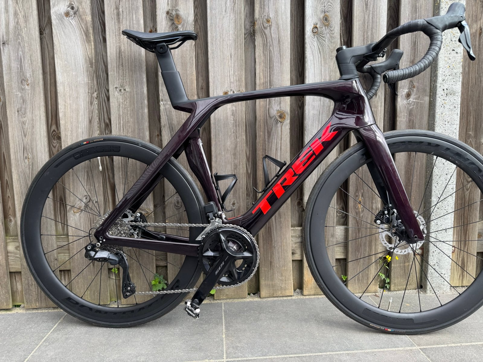 Trek Madone SL6 Gen7 Maat 58 NIEUW Shimano 105 DI2, Fietsen en Brommers, Overige merken, Carbon, Nieuw, Ophalen of Verzenden