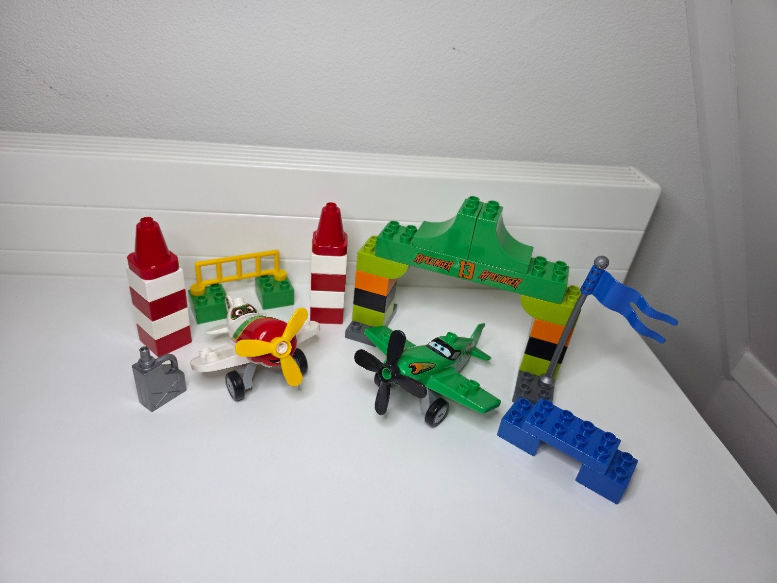 LEGO Duplo Disney Planes Ripslinger's lucht race - Set 10510, Ophalen of Verzenden, Zo goed als nieuw, Duplo