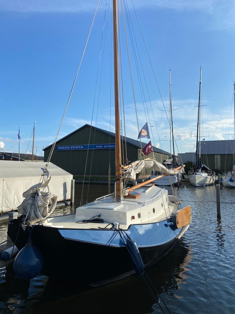 Kok zeeschouw 8,5m in goede staat, Watersport en Boten, Platbodems, Gebruikt, Staal, Binnenboordmotor, 1.80 meter