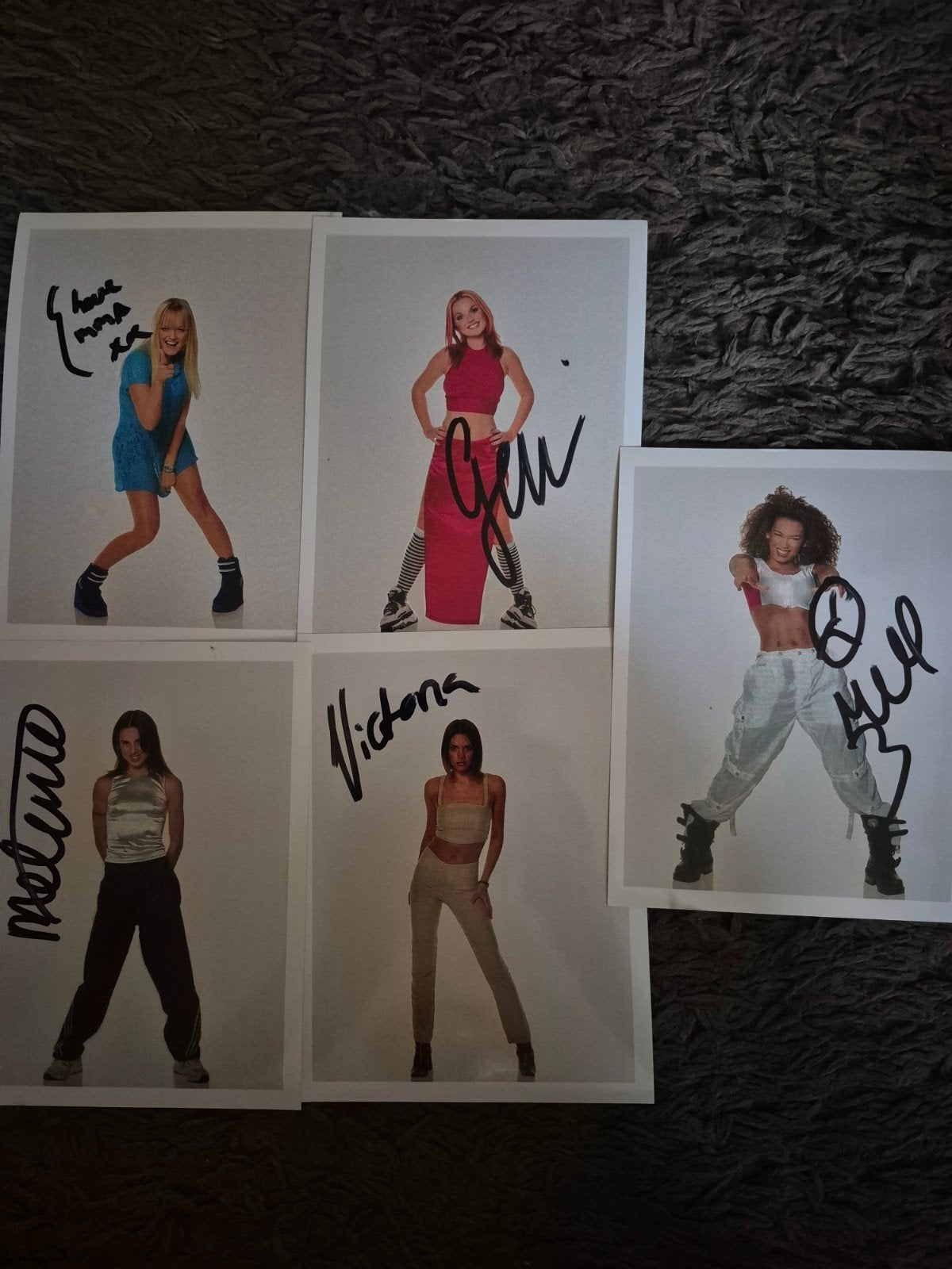 Spice Girls gesigneerde foto's - set van 5, Verzamelen, 1980 tot heden, Foto, Ophalen of Verzenden, Zo goed als nieuw