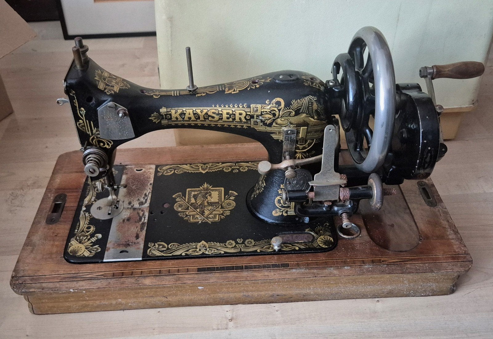 kayser hand naaimachine met deksel, Ophalen of Verzenden