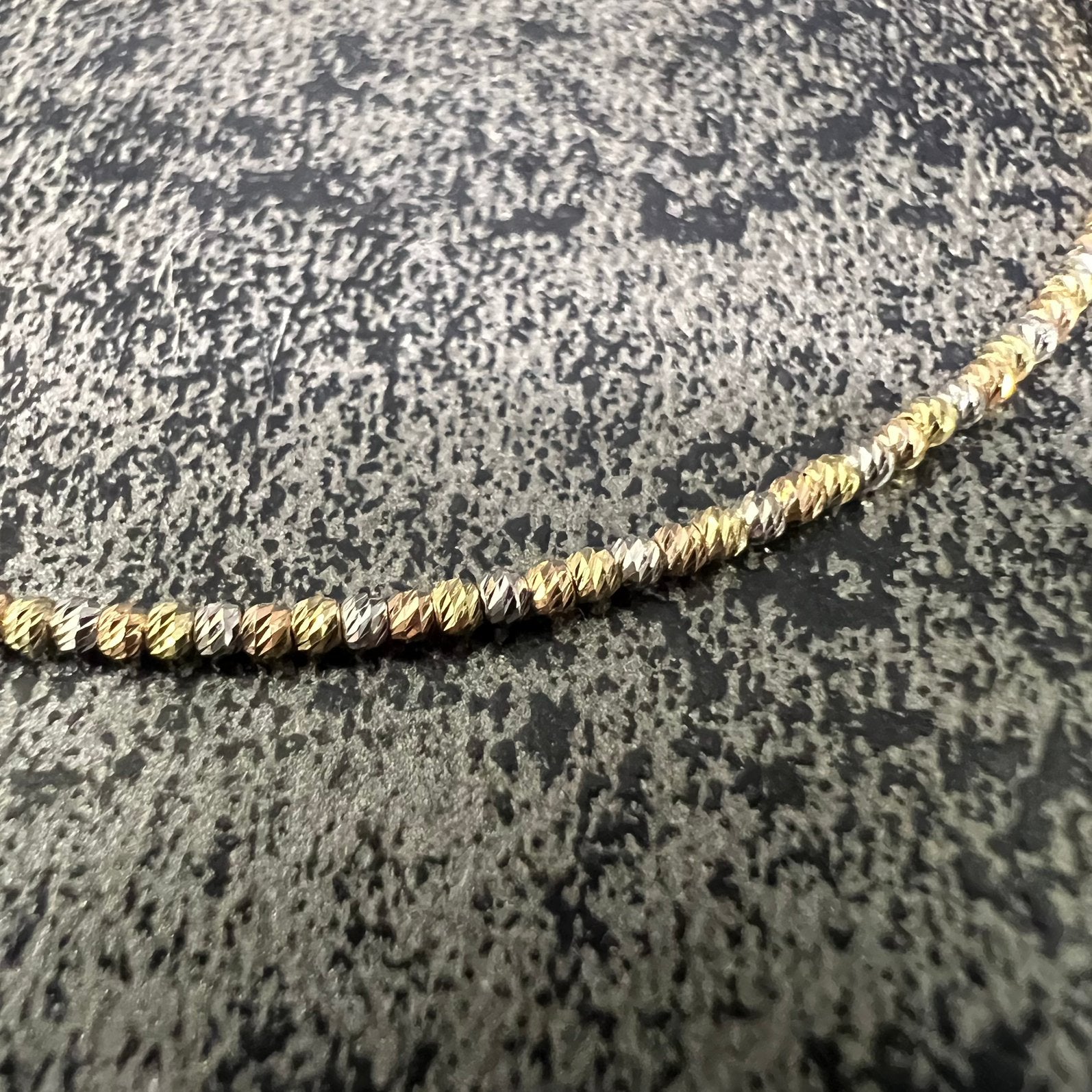 14 karaat gouden armband prachtig balletjes model, Sieraden, Tassen en Uiterlijk, Armbanden, Ophalen of Verzenden, Nieuw, Goud