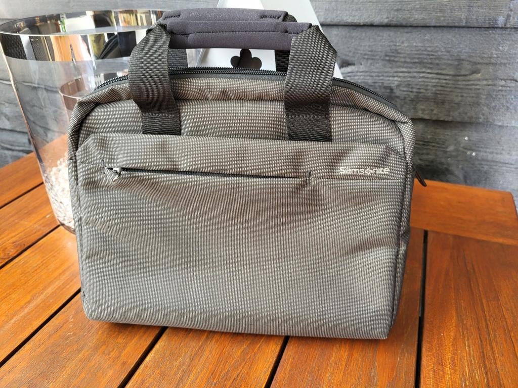 Samsonite Laptop- tablet tas. - GroenGrijs, Ophalen of Verzenden, Nieuw, Overige typen