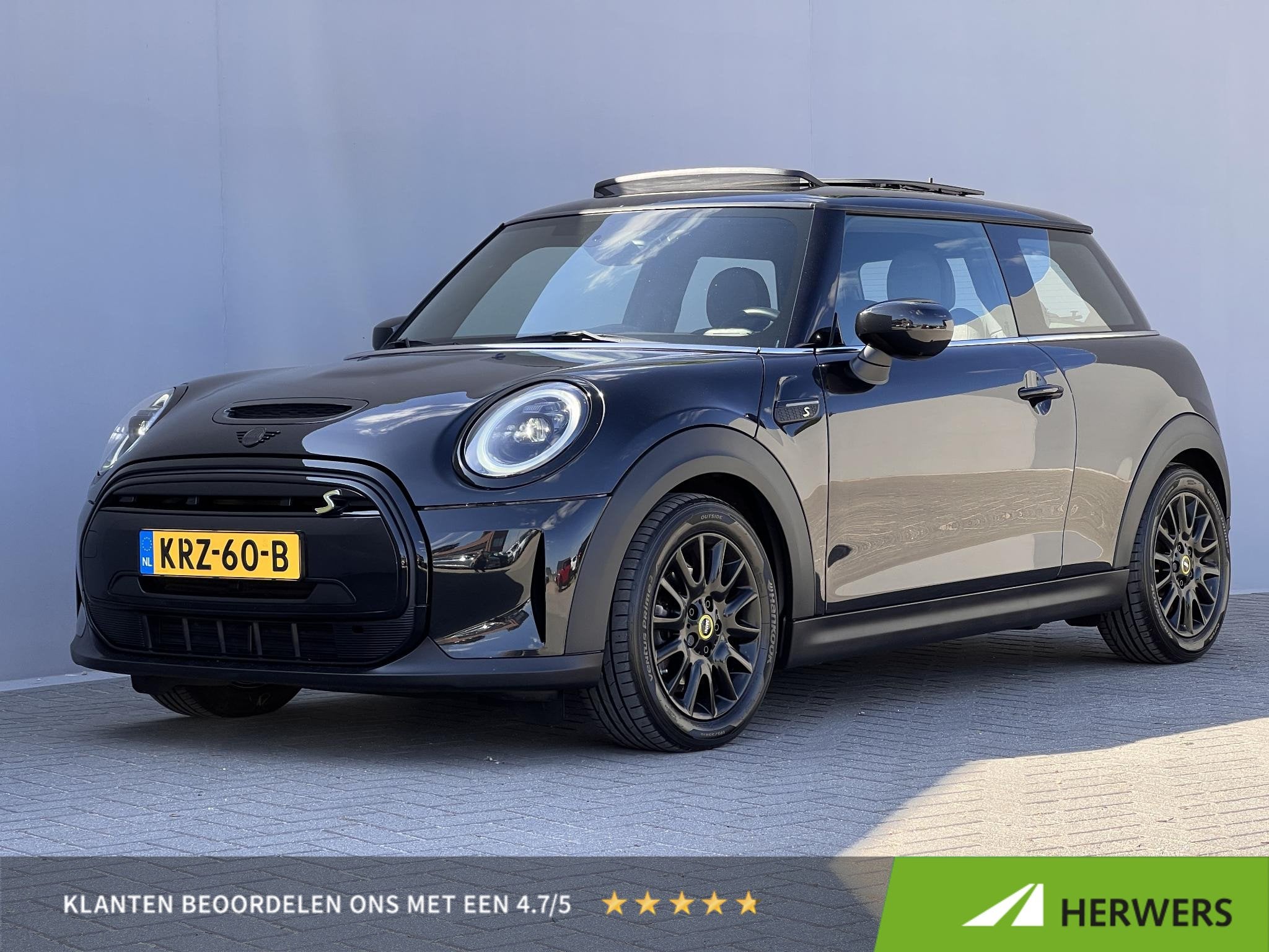 MINI Electric Cooper SE Electric Collection 33 kWh / Dealer, Auto's, Stof, Gebruikt, 1340 kg, 33 kWh