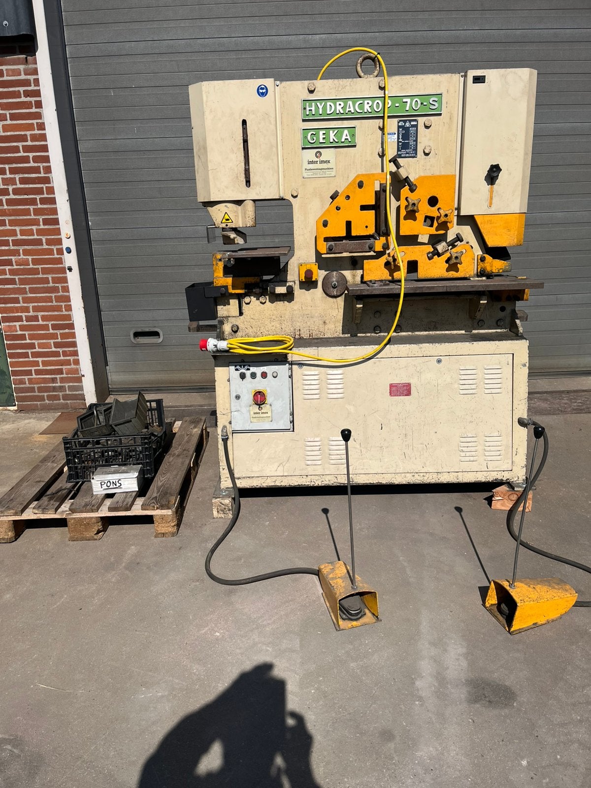 GEKA HYDRACROP 70S Ponsmachine,Knipmachine met uitkapfunctie, Ophalen of Verzenden, Gebruikt